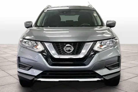 More photos of 2020 Nissan Rogue SV at Bob Ruth Ford Dillsburg, PA