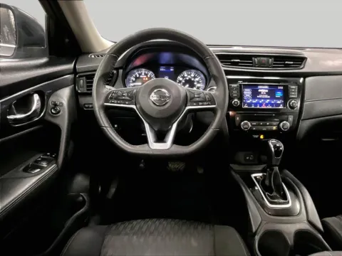 More photos of 2020 Nissan Rogue SV at Bob Ruth Ford Dillsburg, PA