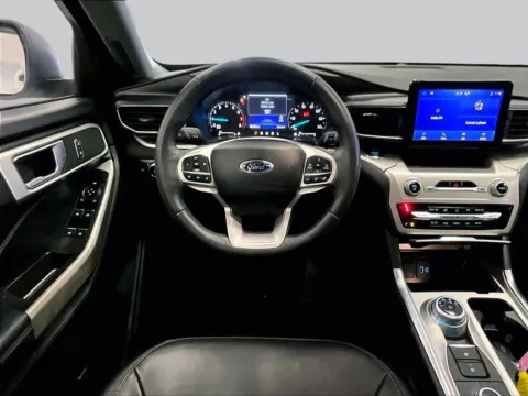 More photos of 2022 Ford Explorer XLT at Bob Ruth Ford Dillsburg, PA