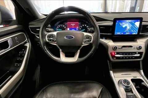 More photos of 2021 Ford Explorer XLT at Bob Ruth Ford Dillsburg, PA