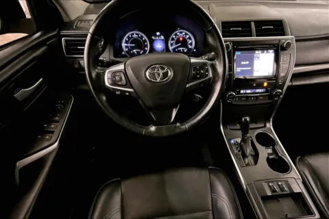 More photos of 2015 Toyota Camry XLE at Bob Ruth Ford Dillsburg, PA