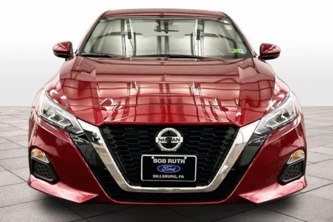 Another view of 2021 Nissan Altima 2.5 SV for sale in Dillsburg, PA at Bob Ruth Ford Dillsburg