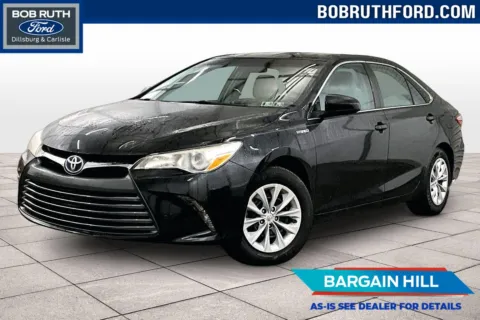 Black 2017 Toyota Camry Hybrid LE for sale in Dillsburg, PA