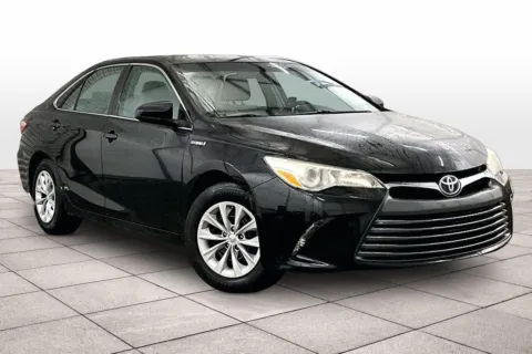 Photos of 2017 Toyota Camry Hybrid LE for sale in Dillsburg, PA at Bob Ruth Ford Dillsburg