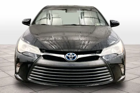 More photos of 2017 Toyota Camry Hybrid LE at Bob Ruth Ford Dillsburg, PA