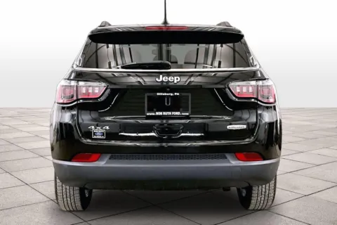 More photos of 2021 Jeep Compass Latitude at Bob Ruth Ford Dillsburg, PA