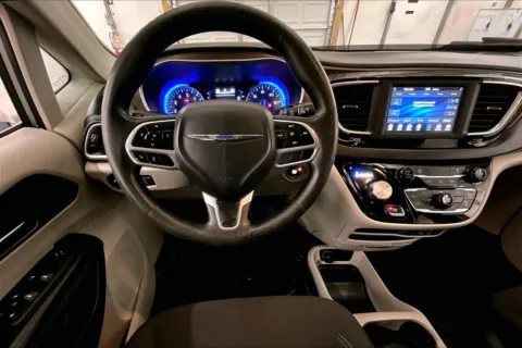 More photos of 2020 Chrysler Voyager L at Bob Ruth Ford Dillsburg, PA