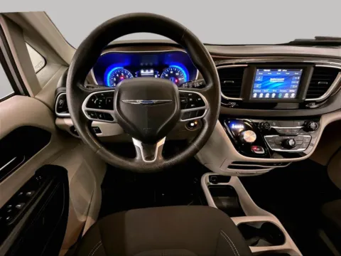 More photos of 2020 Chrysler Voyager L at Bob Ruth Ford Dillsburg, PA