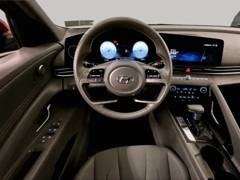 More photos of 2023 Hyundai Elantra SEL at Bob Ruth Ford Dillsburg, PA