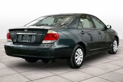 More photos of 2005 Toyota Camry at Bob Ruth Ford Dillsburg, PA