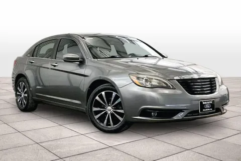 Another view of 2012 Chrysler 200 S for sale in Dillsburg, PA at Bob Ruth Ford Dillsburg