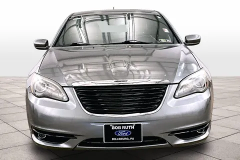 More photos of 2012 Chrysler 200 S at Bob Ruth Ford Dillsburg, PA