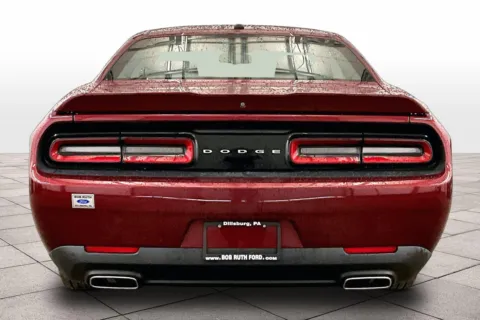More photos of 2019 Dodge Challenger SXT at Bob Ruth Ford Dillsburg, PA
