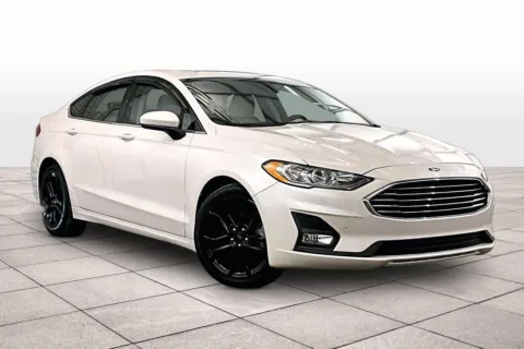 Photos of 2020 Ford Fusion SE for sale in Dillsburg, PA at Bob Ruth Ford Dillsburg