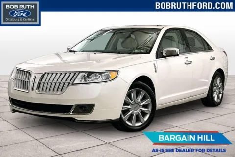 White 2011 Lincoln MKZ for sale in Dillsburg, PA