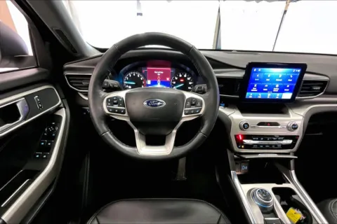 More photos of 2022 Ford Explorer XLT at Bob Ruth Ford Dillsburg, PA