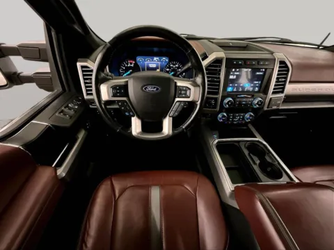 More photos of 2019 Ford Super Duty F-350 SRW Platinum at Bob Ruth Ford Dillsburg, PA