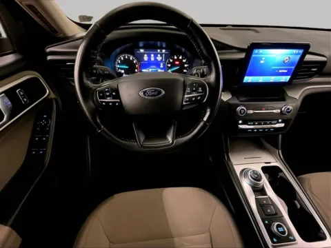 More photos of 2020 Ford Explorer XLT at Bob Ruth Ford Dillsburg, PA