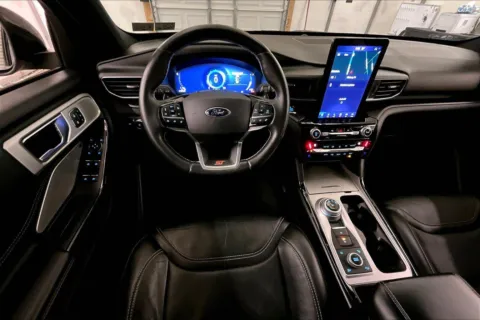 More photos of 2021 Ford Explorer ST at Bob Ruth Ford Dillsburg, PA