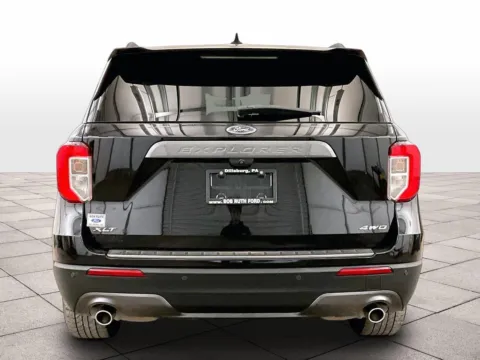 More photos of 2021 Ford Explorer XLT at Bob Ruth Ford Dillsburg, PA
