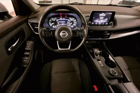 More photos of 2021 Nissan Rogue SV at Bob Ruth Ford Dillsburg, PA