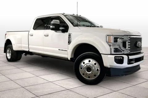Another view of 2022 Ford Super Duty F-450 DRW Platinum for sale in Dillsburg, PA at Bob Ruth Ford Dillsburg