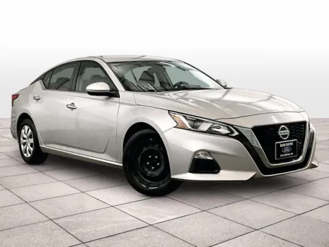 Photos of 2020 Nissan Altima 2.5 S for sale in Dillsburg, PA at Bob Ruth Ford Dillsburg