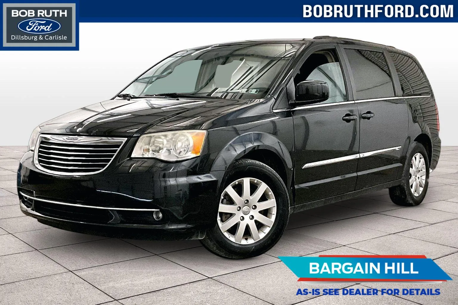 Black 2013 Chrysler Town & Country Touring for sale in Dillsburg, PA