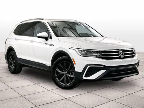 Photos of 2022 Volkswagen Tiguan SE for sale in Dillsburg, PA at Bob Ruth Ford Dillsburg