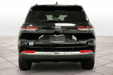 More photos of 2023 Jeep Grand Cherokee Limited at Bob Ruth Ford Dillsburg, PA