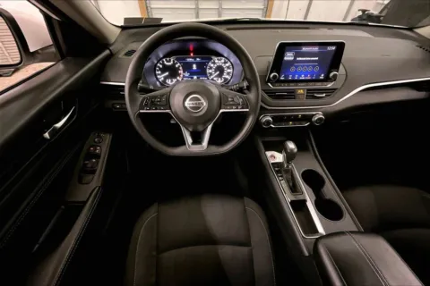 More photos of 2020 Nissan Altima 2.5 S at Bob Ruth Ford Dillsburg, PA