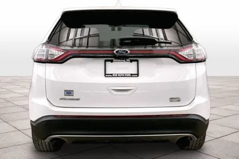 More photos of 2018 Ford Edge SEL at Bob Ruth Ford Dillsburg, PA