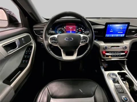 More photos of 2023 Ford Explorer XLT at Bob Ruth Ford Dillsburg, PA