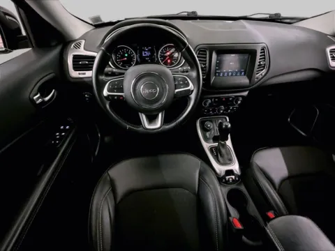 More photos of 2020 Jeep Compass Latitude at Bob Ruth Ford Dillsburg, PA