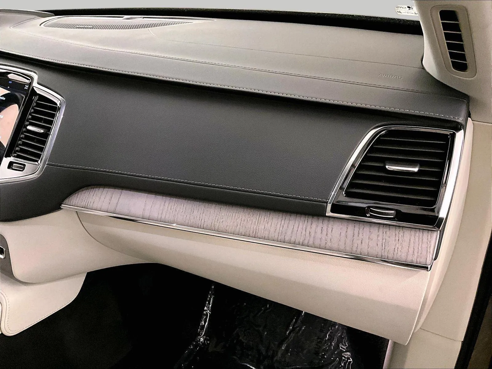 2022 Volvo XC90 Inscription - Photo 15