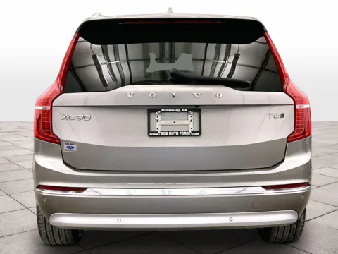 More photos of 2022 Volvo XC90 Inscription at Bob Ruth Ford Dillsburg, PA