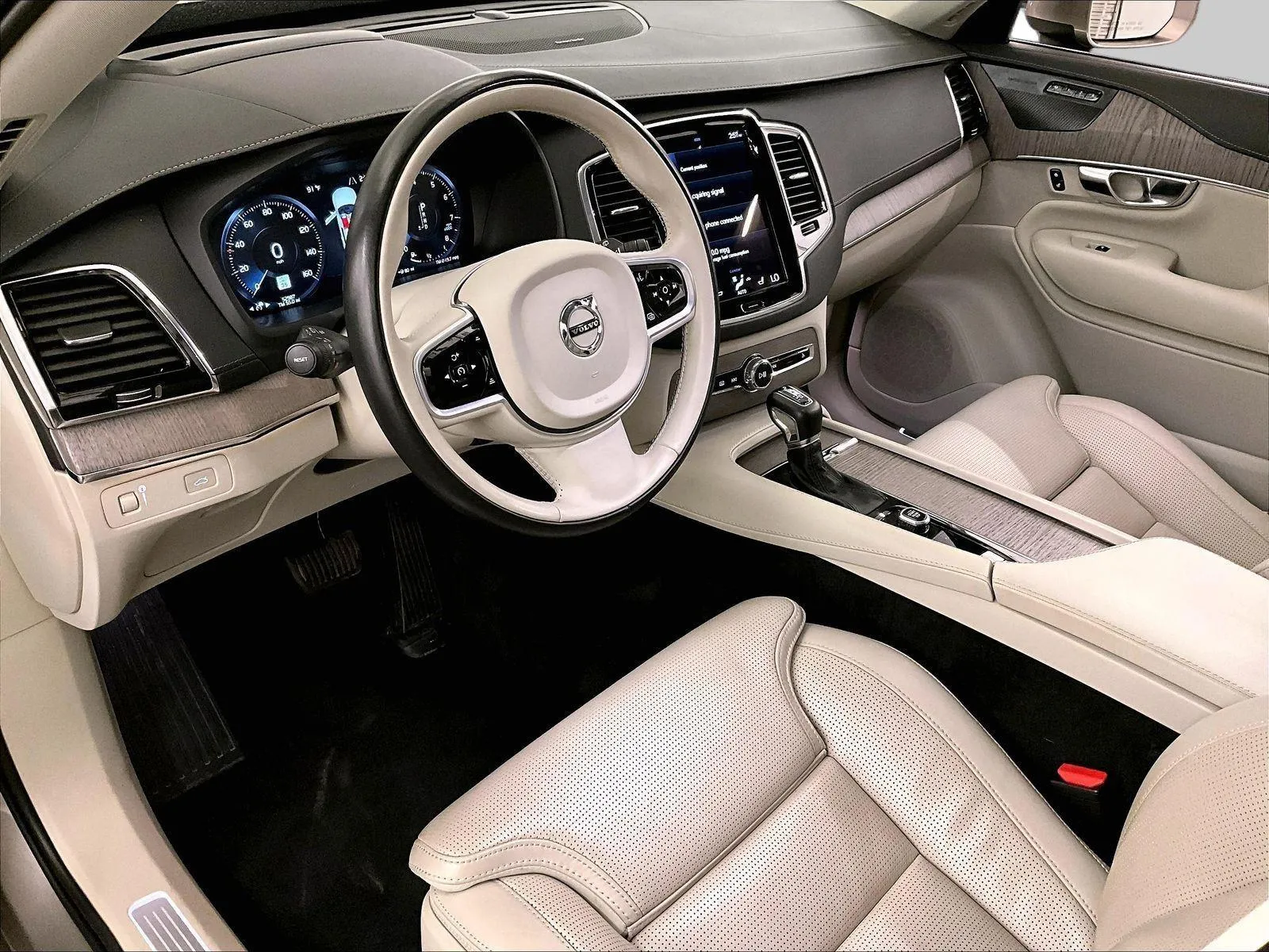 2022 Volvo XC90 Inscription - Photo 12