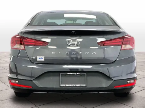 More photos of 2020 Hyundai Elantra SE at Bob Ruth Ford Dillsburg, PA