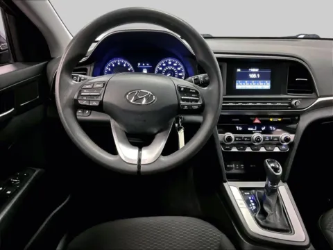 More photos of 2020 Hyundai Elantra SE at Bob Ruth Ford Dillsburg, PA