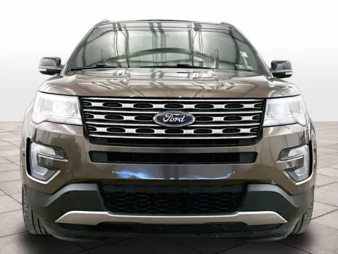 Another view of 2016 Ford Explorer XLT for sale in Dillsburg, PA at Bob Ruth Ford Dillsburg