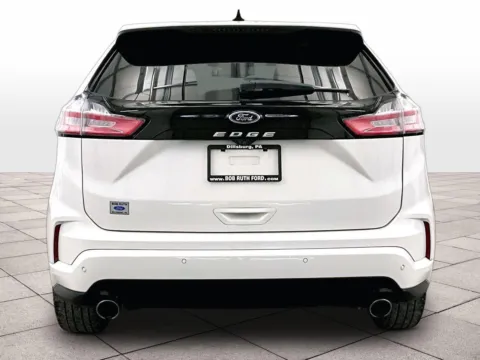 More photos of 2021 Ford Edge ST-Line at Bob Ruth Ford Dillsburg, PA