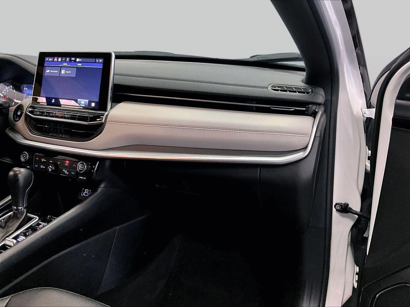 2025 Jeep Compass Limited - Photo 15