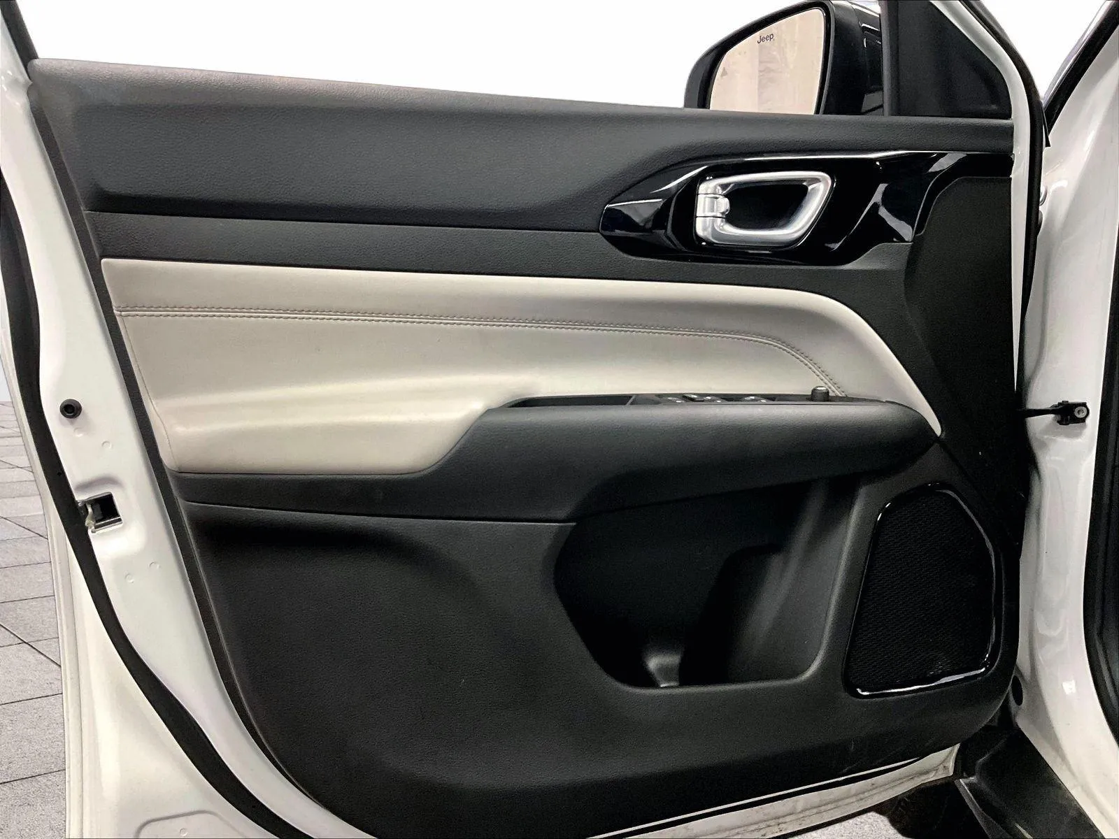 2025 Jeep Compass Limited - Photo 22