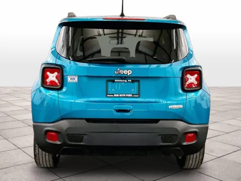 More photos of 2021 Jeep Renegade Latitude at Bob Ruth Ford Dillsburg, PA