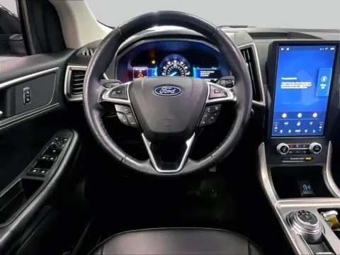 More photos of 2023 Ford Edge SEL at Bob Ruth Ford Dillsburg, PA
