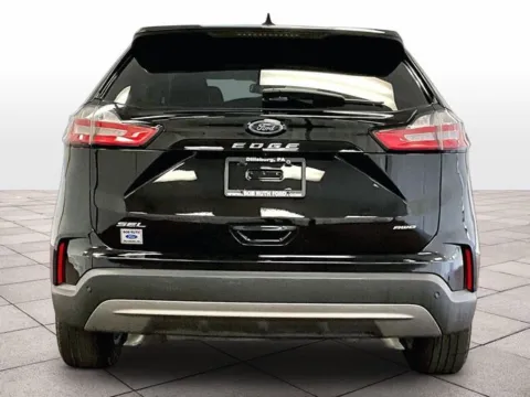 More photos of 2023 Ford Edge SEL at Bob Ruth Ford Dillsburg, PA