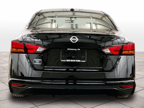 More photos of 2019 Nissan Altima 2.5 S at Bob Ruth Ford Dillsburg, PA