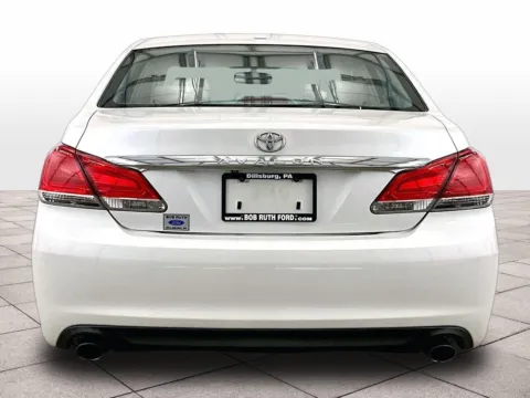More photos of 2012 Toyota Avalon at Bob Ruth Ford Dillsburg, PA