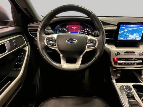 More photos of 2023 Ford Explorer XLT at Bob Ruth Ford Dillsburg, PA