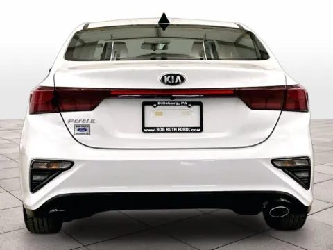 More photos of 2021 Kia Forte LXS at Bob Ruth Ford Dillsburg, PA